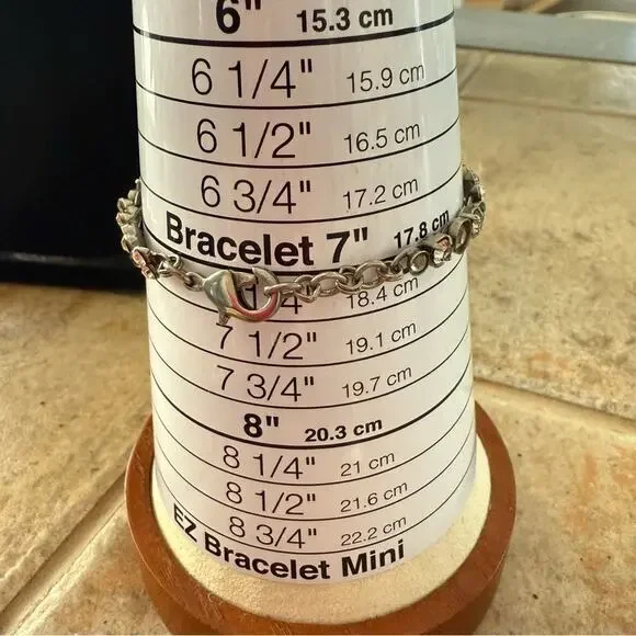 Sorrelli Crystal Bracelet - Picture 5 of 10